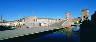 Podguides of Comacchio, capital of the Po Delta Park