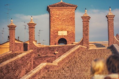 Iat - R  Ufficio Informazioni e Accoglienza Turistica Comacchio
