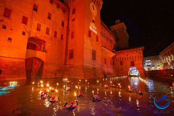 Ferrara Natale.Il Presepe Sull Acqua Natale Sub Ferrara Terra E Acqua