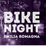 Pedalata notturna, non competitiva, di 100km lungo le piste ciclabili del fiume Po. Dalla città delle Biciclette fino al mare per festeggiare assieme l’alba di inizio estate.

