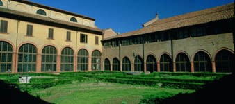 Il Chiostro e gli interni di Sant'Antonio in Polesine