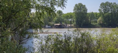 Dalle suggestioni rinascimentali di Ferrara fino al Grande Fiume Po, il percorso unisce con mirabile equilibrio la storia e la natura del territorio