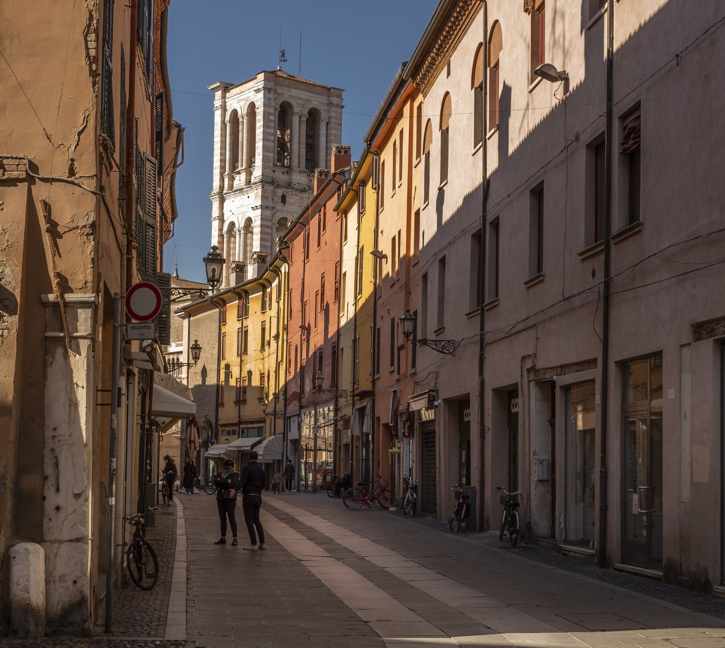 Via Mazzini - ph Pierluigi Benini