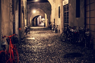 Ferrara di sera