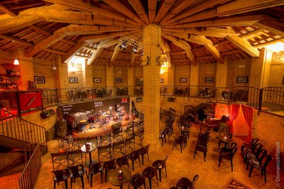 Sette mesi di programmazione, con concerti, jam sessions, visite guidate, degustazioni, tornei di scacchi .  Ogni singolo appuntamento sarà fruibile nel prestigioso contenitore culturale, bastione rinascimentale inscritto tra i beni UNESCO e location per il cinema di Emilia-Romagna Film Commission