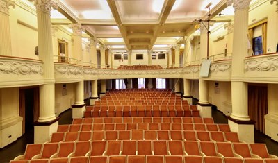 Un viaggio emozionante tra i più grandi capolavori della musica alla Sala  Estense 