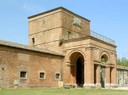 Voghiera, Delizia di Belriguardo, torre centrale ingresso